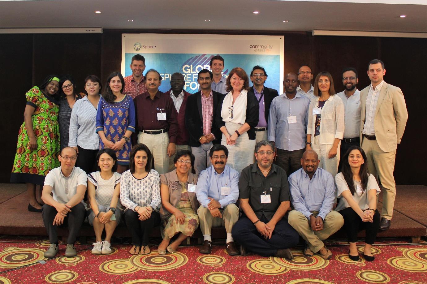 المشاركون في منتدى مراكز تنسيق اسفير العالمية في بانكوك في عام 2017 